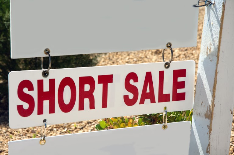 What Are the Drawbacks of a Short Sale?