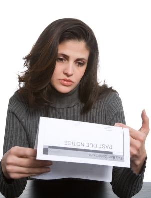 What is the minimum debt to File for Bankruptcy?